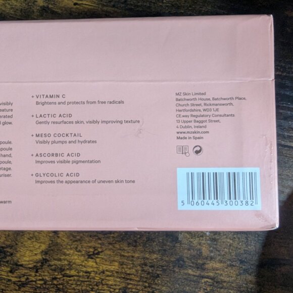 MZ SKIN Glow Boost Ampoules 10-Pack Set - Picture 5 of 8